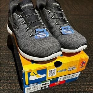 Skechers Women’s Black and Grey Slip-Ins Sneakers